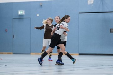 Bild 179 - C-Juniorinnen Loewinnen Cup